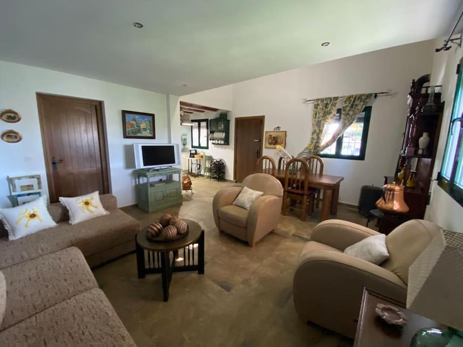 Fantastic Private Villa with pool near Ardales&Caminito del Rey Esterno foto
